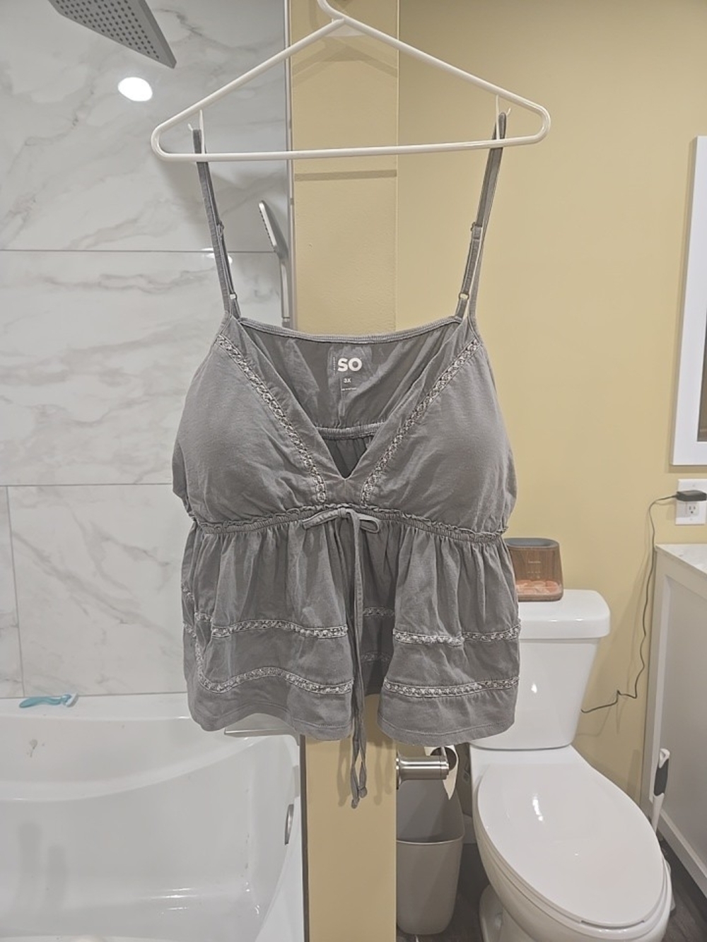 SO Grey Tiered Boho Y2K Inspired Flowy Cropped Cami Top